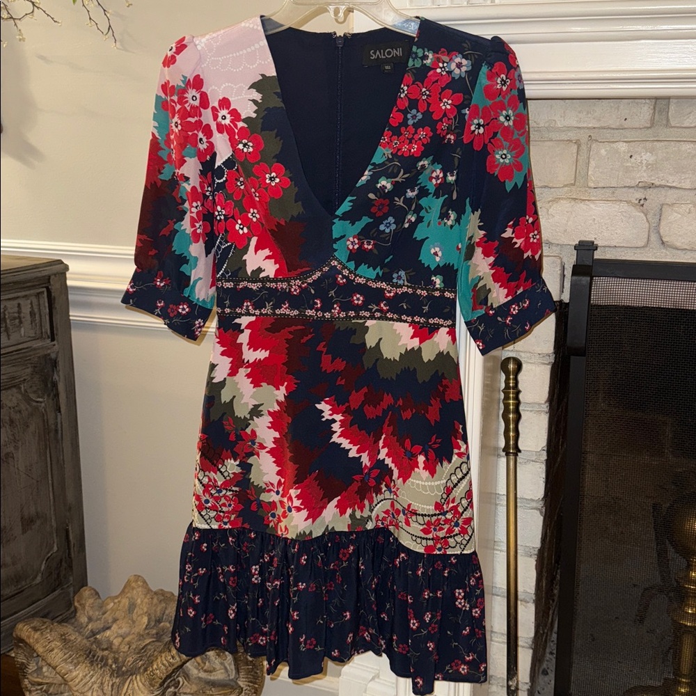 Saloni Vera Mini Dress 100% Silk Blue Floral size 0 Tropical Hydrangeas